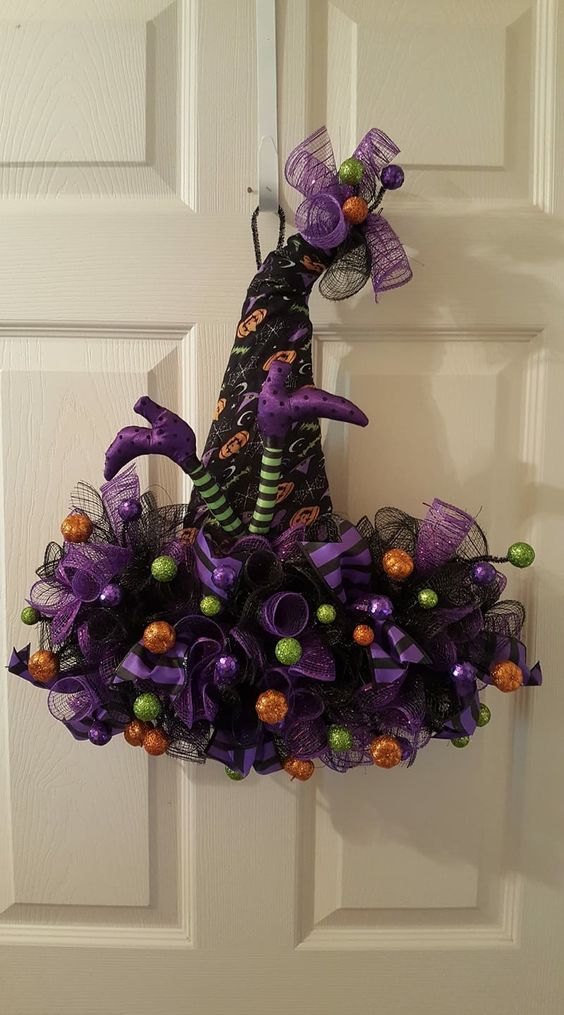 Witch's Hat Wreath